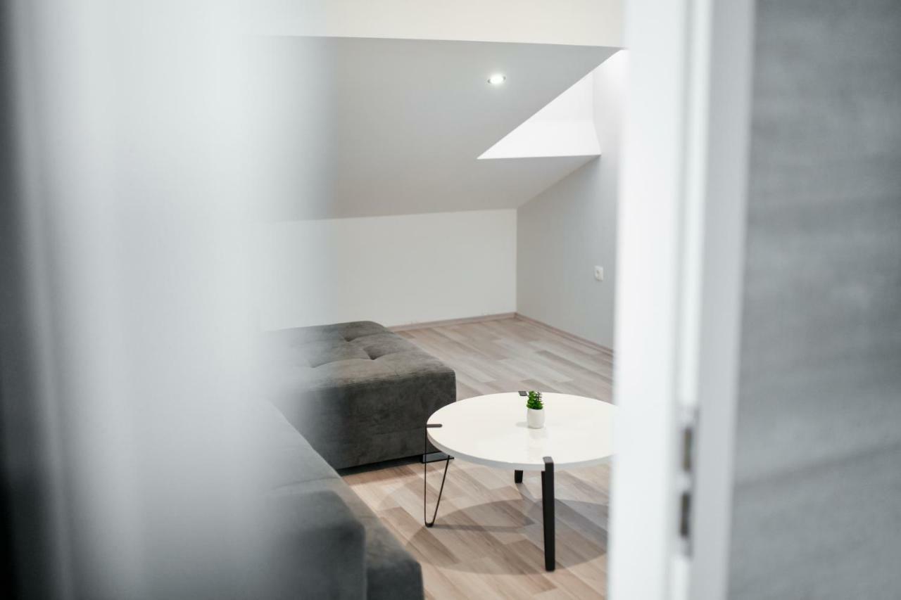 Grey Apartment Old Town Zadar Ngoại thất bức ảnh