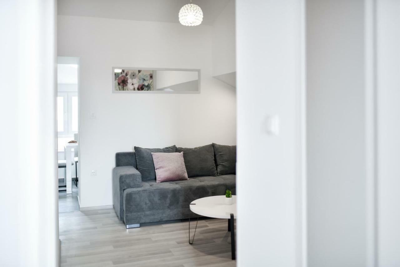 Grey Apartment Old Town Zadar Ngoại thất bức ảnh