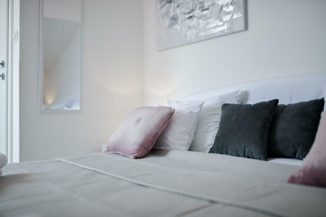 Grey Apartment Old Town Zadar Ngoại thất bức ảnh