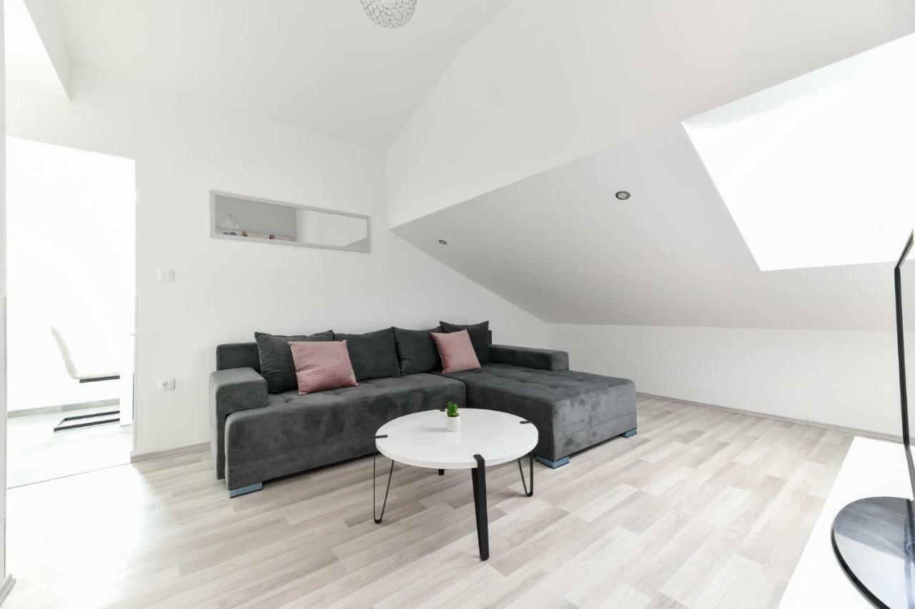 Grey Apartment Old Town Zadar Ngoại thất bức ảnh