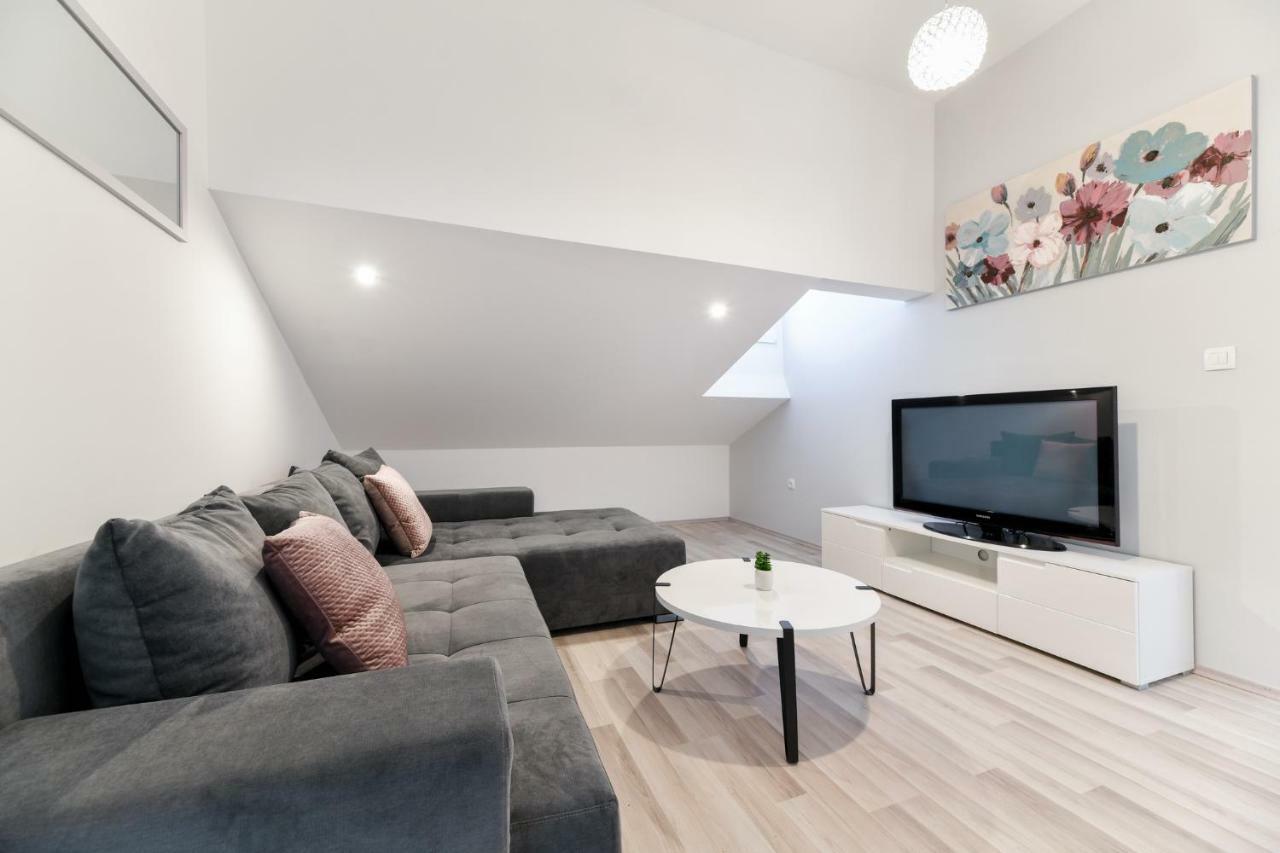 Grey Apartment Old Town Zadar Ngoại thất bức ảnh